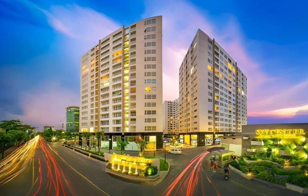 Can Ho Gan San Bay- Sky Center Ho Chi Minh Apartament