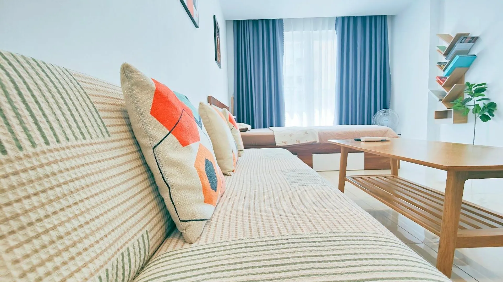 Apartment Can Ho Gan San Bay- Sky Center Ho Chi Minh City